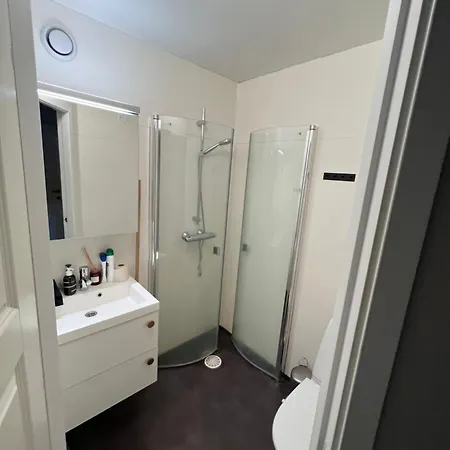 Entire Flat Centrum With Balcony Close To The Airport
